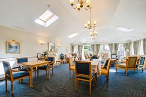 RESIDENTS LOUNGE- click for photo gallery